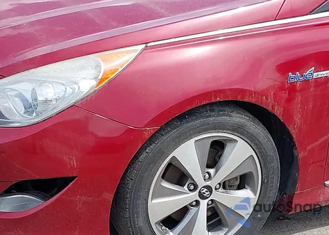 2012 Hyundai Sonata Hybrid Hybrid z USA, uszkodzony, nr VIN KMHEC4A4XCA031014